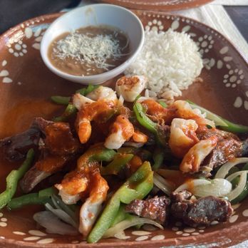 Los Barriles - Shrimp/beef fajitas - Seafood Near Me - Cabo San Lucas, BCS