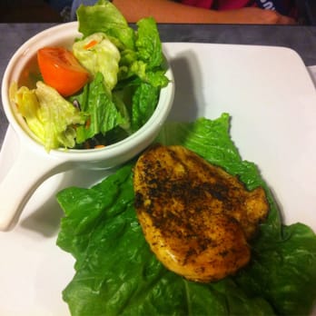 Fuddruckers - Low Carb Bunless Chicken & Salad - Burgers Near Me - Miami, Florida Fuddruckers - Low Carb Bunless Chicken & Salad - Burgers Near Me - Miami, Florida