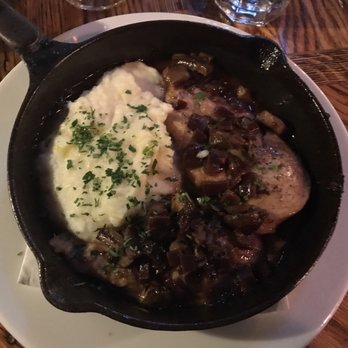 il vecchio - pollo con marsala, Gluten Free! And to die for! - Italian Near Me - Pacific Grove, California