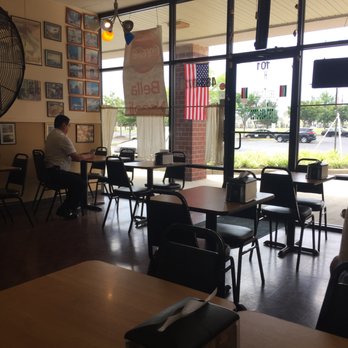 Bella Napoli Pizza - inside - Pizza Near Me - Suffolk, Virginia