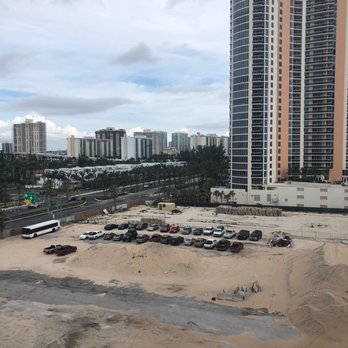 Marenas Beach Resort - Resorts Near Me - Sunny Isles Beach, Florida Marenas Beach Resort - Resorts Near Me - Sunny Isles Beach, Florida
