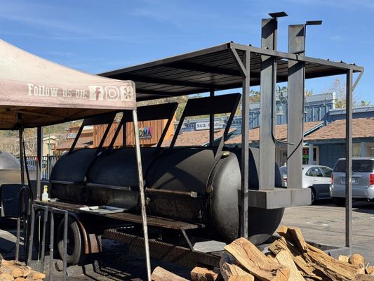 Smokin J's BBQ by null