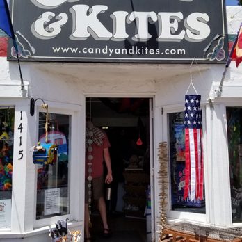 Candy & Kites - In front - Candy Stores Near Me - Bodega Bay, California