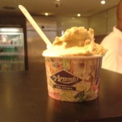 Di Argento Gelateria - Sorvete de avelã
