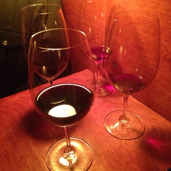 Malbeck - Sid på den i femdørs trappe og nyd et godt glas vin - Wine Bars Near Me - Copenhagen, 84 Malbeck - Sid på den i femdørs trappe og nyd et godt glas vin - Wine Bars Near Me - Copenhagen, 84