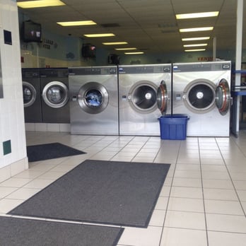 Golf Road Laundromat - Laundromat Near Me - Arlington Heights, Illinois