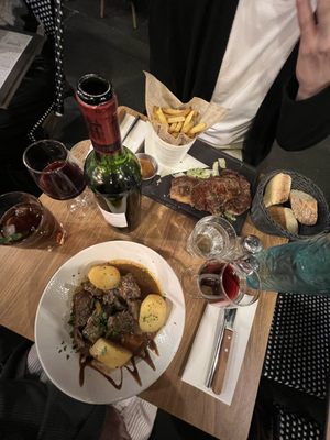 Le Saint Regis by null