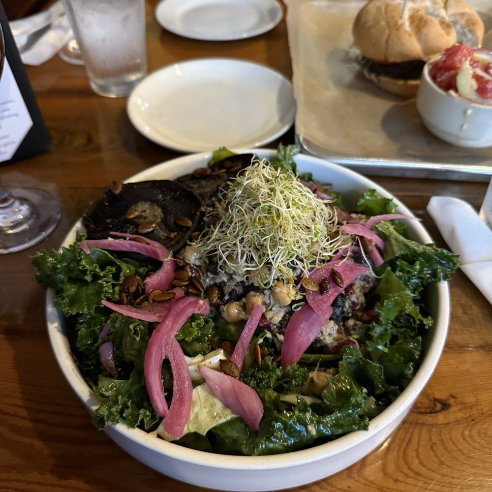 BakeChop - SALAD FROM THE BLACK LEGUME (V,GF) - Coffee & Tea Near Me - Deland, Florida