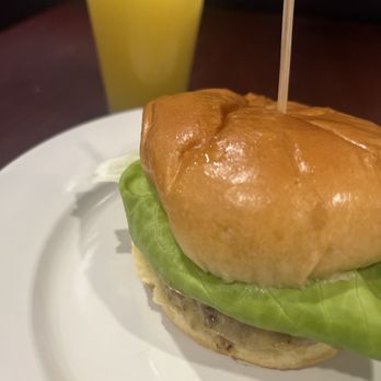 Three Mugs Public House - Pub Cheeseburger - Brewpubs Near Me - Beaverton, Oregon Three Mugs Public House - Pub Cheeseburger - Brewpubs Near Me - Beaverton, Oregon