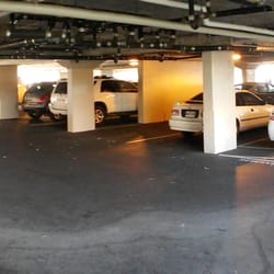 McCully District Park - Parking lot