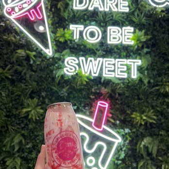 Devil & Angel Desserts - Strawberry fresh milk with boba - Ice Cream & Frozen Yogurt Near Me - Folsom, California Devil & Angel Desserts - Strawberry fresh milk with boba - Ice Cream & Frozen Yogurt Near Me - Folsom, California