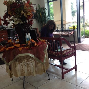 Flor De Lis Salon - At Flor De Lis Salon - Hair Salons Near Me - Chino, California