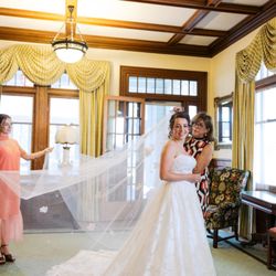 Vows Bridal 