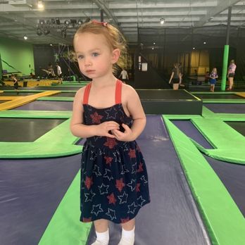 Get Air - Few fun moments of my daughter having the time of her life lol - Trampoline Parks Near Me - Yuma, Arizona