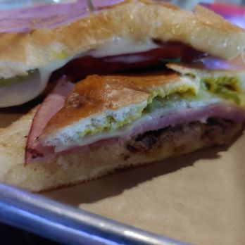 5216 Table & Tap - Cuban sandwich - Bars Near Me - Metairie, Louisiana 5216 Table & Tap - Cuban sandwich - Bars Near Me - Metairie, Louisiana