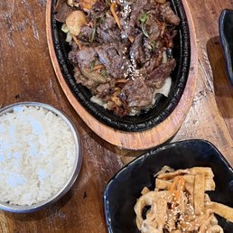 Bulgogi & fish cakes Bulgogi & fish cakes
