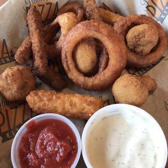 Italian Pizza Kitchen - Best combo appetizer platter- onion rings, mushrooms, mozzarella, & zucchini sticks. - Italian Near Me - Roselle, Illinois Italian Pizza Kitchen - Best combo appetizer platter- onion rings, mushrooms, mozzarella, & zucchini sticks. - Italian Near Me - Roselle, Illinois