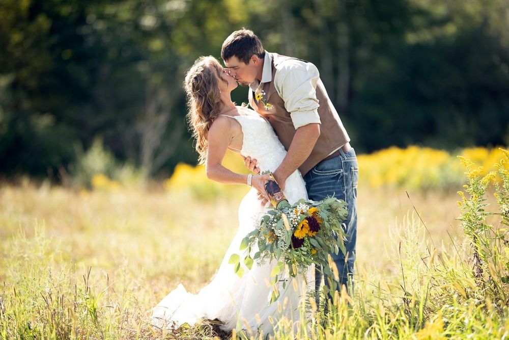 PIKE LAKE FARMS WEDDING AND EVENT BARN Updated August 2024 Request a Quote 10 Photos