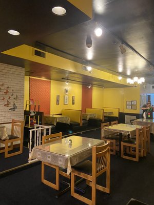 Photo of Na Siam Thai Restaurant - Oak Park, IL, US. Dining area