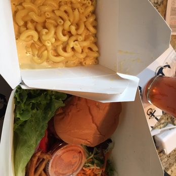 Recess - Mac& cheese and Marco Polo burger - Food Trucks Near Me - Tillamook, Oregon Recess - Mac& cheese and Marco Polo burger - Food Trucks Near Me - Tillamook, Oregon