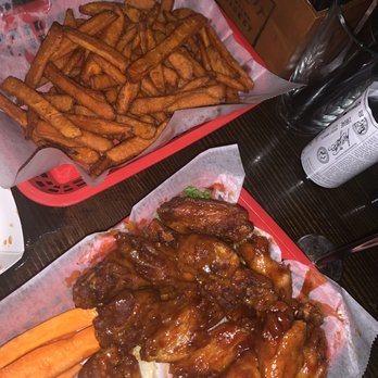 The Whiskey Brooklyn - BBQ and buffalo wings - American Near Me - Brooklyn, New York The Whiskey Brooklyn - BBQ and buffalo wings - American Near Me - Brooklyn, New York