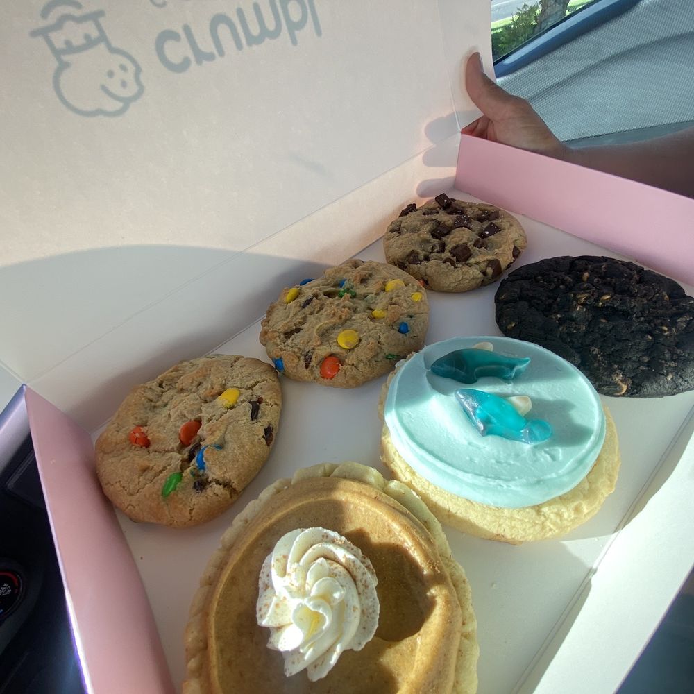 6 cookies for $25