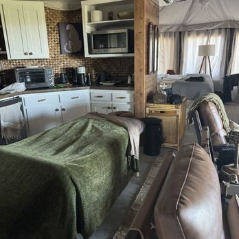 Roaming Sage Massage - Luxury isn't just a place, it's an experience -- in-tent massage setup at Palo 32. - Massage Therapy Near Me Roaming Sage Massage - Luxury isn't just a place, it's an experience -- in-tent massage setup at Palo 32. - Massage Therapy Near Me