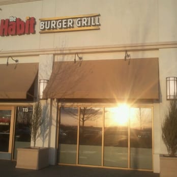 Habit Burger & Grill - Exterior - Burgers Near Me - Farmington, Utah