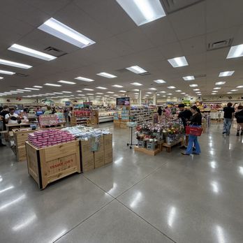 Trader Joes - Inside - Grocery Near Me - Tucson, Arizona Trader Joes - Inside - Grocery Near Me - Tucson, Arizona