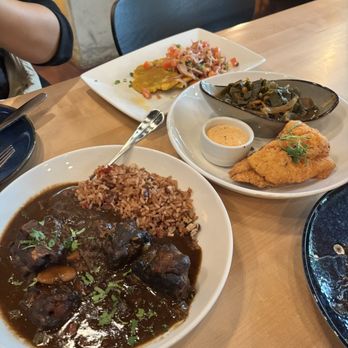 Island Soul - Oxtail stew - Caribbean Near Me - Kirkland, Washington