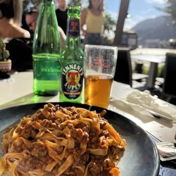 Tony's Food & Drinks