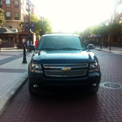 Sugar Land Ultra Towncar Limo - Surburban 2013