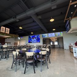 The Rustick Golf & Fare - Bar and restaurant