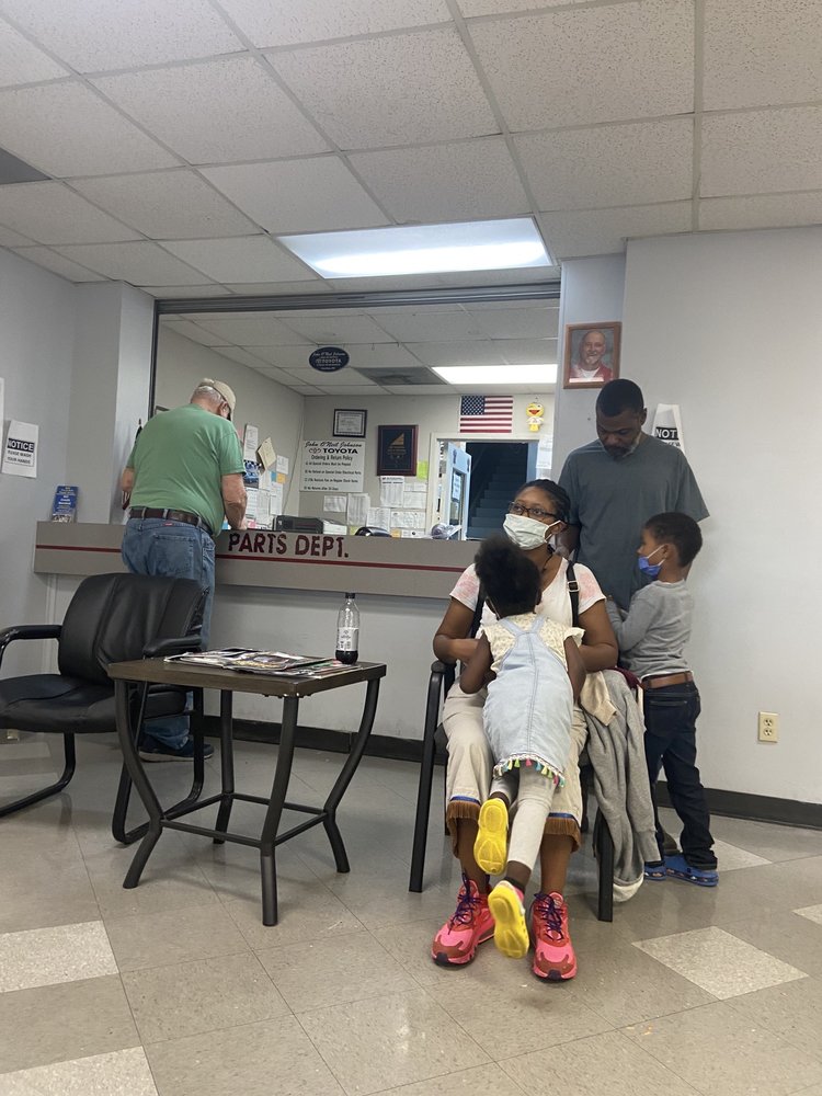 TOYOTA OF MERIDIAN Updated September 2024 17 Photos & 19 Reviews 2900 Hwy 39 N, Meridian