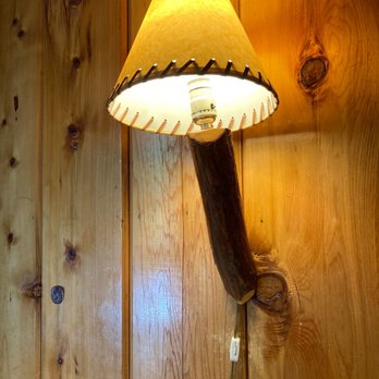 The Idyllwild Bunkhouse - I think a night lamp?? Really cool tho - Hotels Near Me - Idyllwild, California