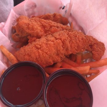 Sidewalk Cafe - Chicken strips, fries and BBQ sauce - Salad Near Me - Arroyo Grande, California