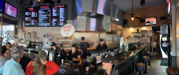 Burgers & Shakes by null