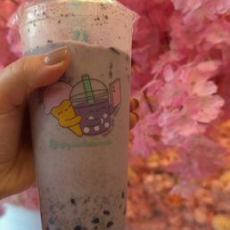 Taro Milk Tea with tapioca pearls and oreo Taro Milk Tea with tapioca pearls and oreo