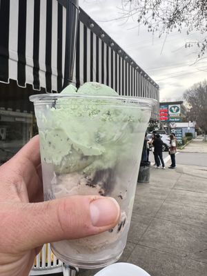 Vic’s Ice Cream by null