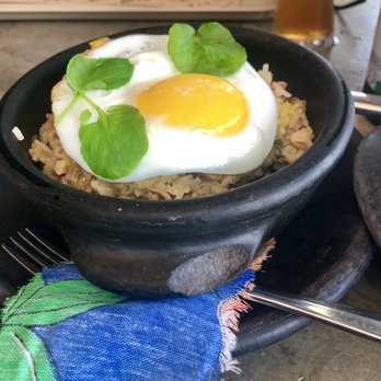 Roccia Bar - Clay pot of shredded beef ribs in rice, northeastern style - Bars Near Me - João Pessoa, PB