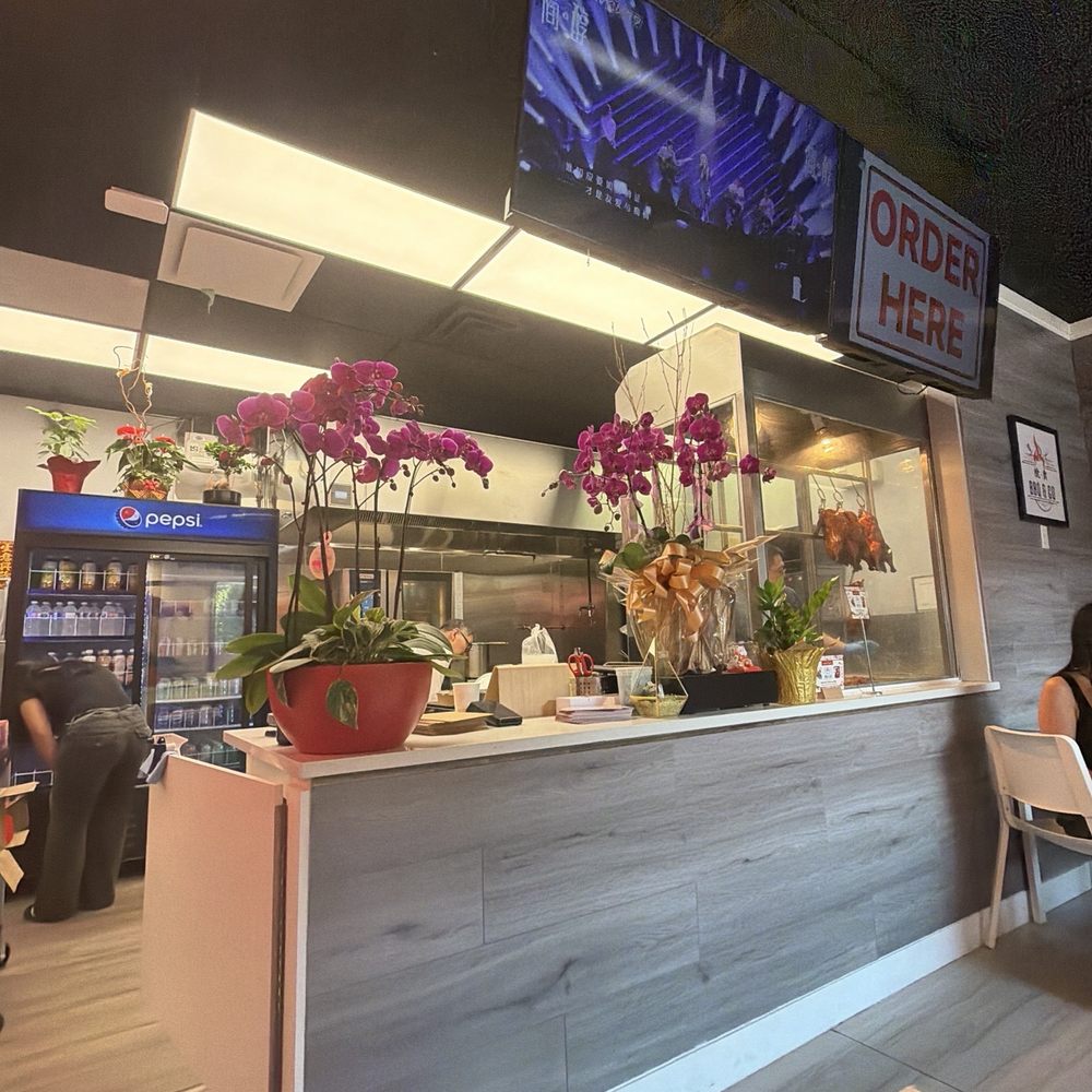 BBQ & Co - Order at counter for both dining in or take out - Cantonese Near Me - Vancouver, British Columbia