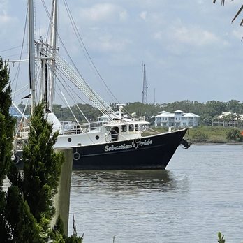 St Augustine Fish Camp - Very nice waterside location - Seafood Near Me - St Augustine, Florida