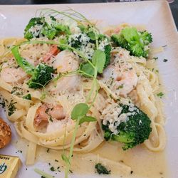 Salty Bones - Shrimp Scampi