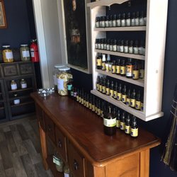 Herbs In Jars - Essential oils