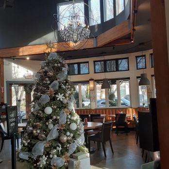 Cafe Dantorels - The front area when you enter. - Cafes Near Me - Sacramento, California Cafe Dantorels - The front area when you enter. - Cafes Near Me - Sacramento, California