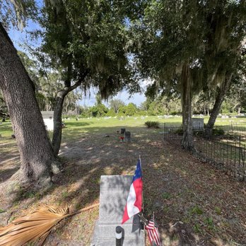 Enterprise Evergreen Cemetery - Funeral Services & Cemeteries Near Me - Enterprise, Florida
