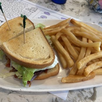 Woodbury Diner - Blt on sourdough. No mayo or tomato because that's how I like it. - American Near Me - Central Valley, New York Woodbury Diner - Blt on sourdough. No mayo or tomato because that's how I like it. - American Near Me - Central Valley, New York
