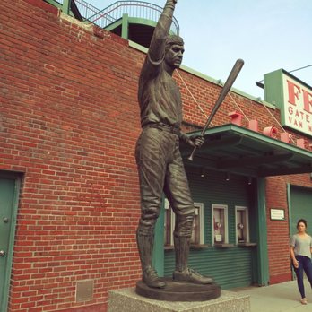 Fenway Park - Stadiums & Arenas Near Me - Boston, Massachusetts Fenway Park - Stadiums & Arenas Near Me - Boston, Massachusetts