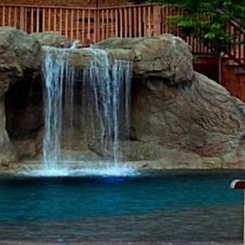 Everclear Pool & Backyards - a waterfall - Masonry/Concrete Near Me - Chattanooga, Tennessee