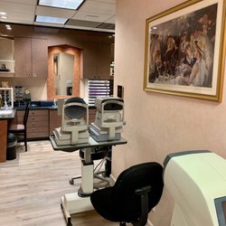 Los Altos Optometric Group - Technology Room #2 - Corneal Topography/Tear Film Analyzer, Autorefractor and NCT + Frame Dispense Area